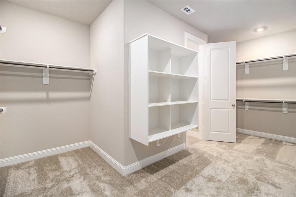 4307 Golden Ridge Circle, Manvel, Texas image 18
