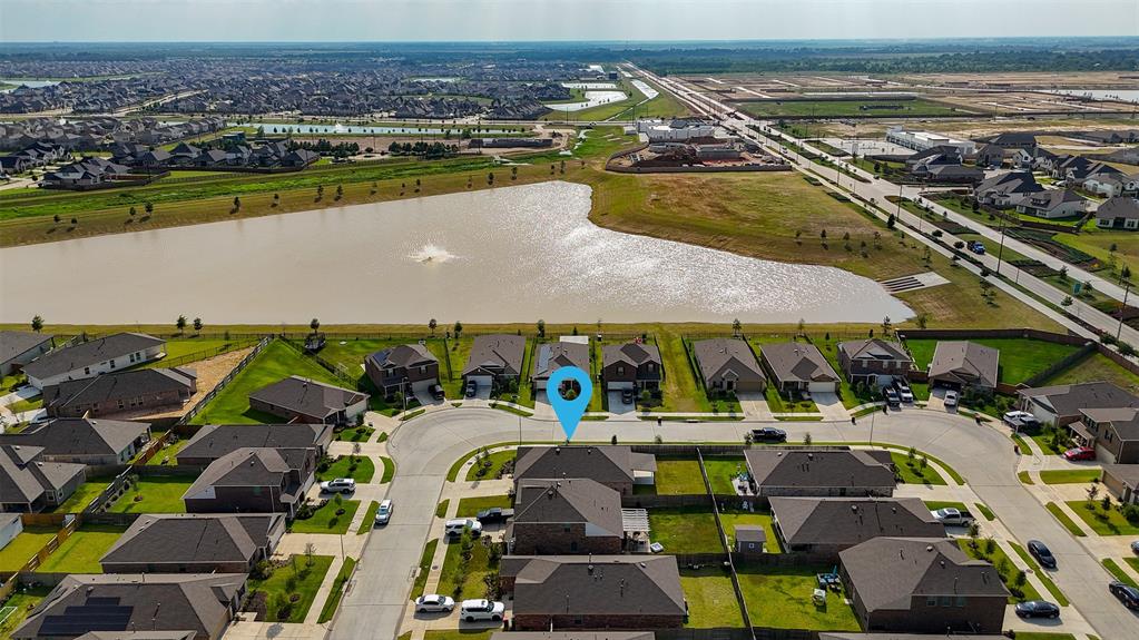 1491 Twilight Green Drive, Katy, Texas image 4