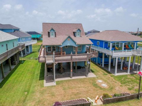 A home in Crystal Beach