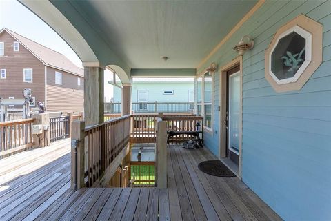 A home in Crystal Beach