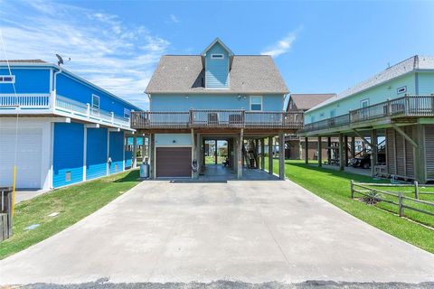 A home in Crystal Beach