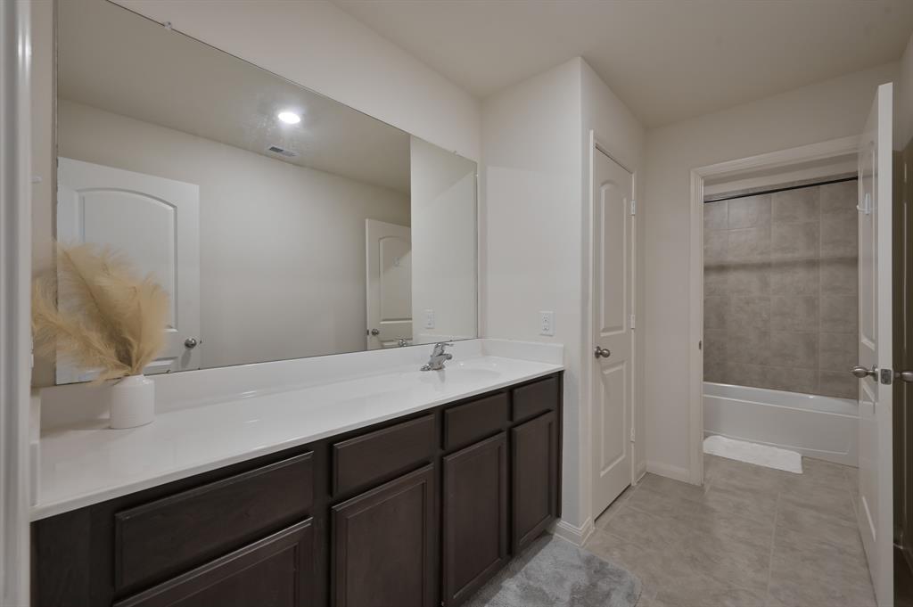 22611 Harrington Field Drive, Hockley, Texas image 35
