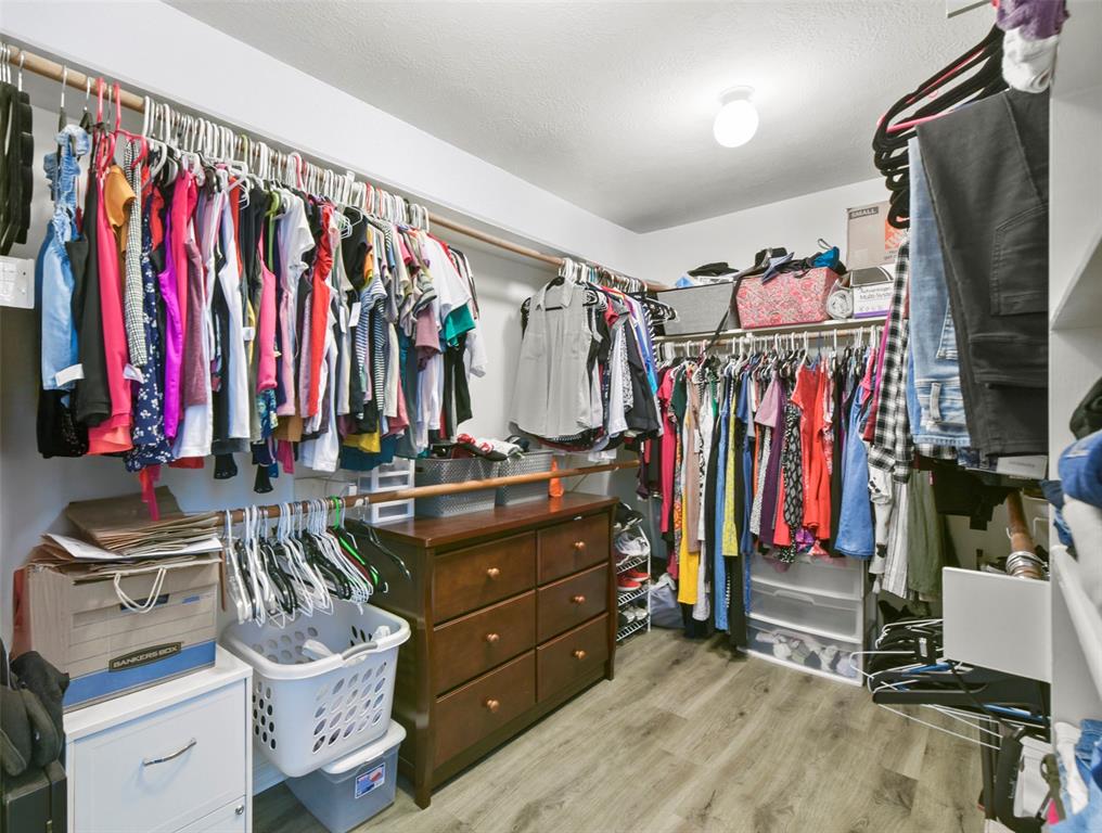 1110 Enclave Square, Houston, Texas image 30