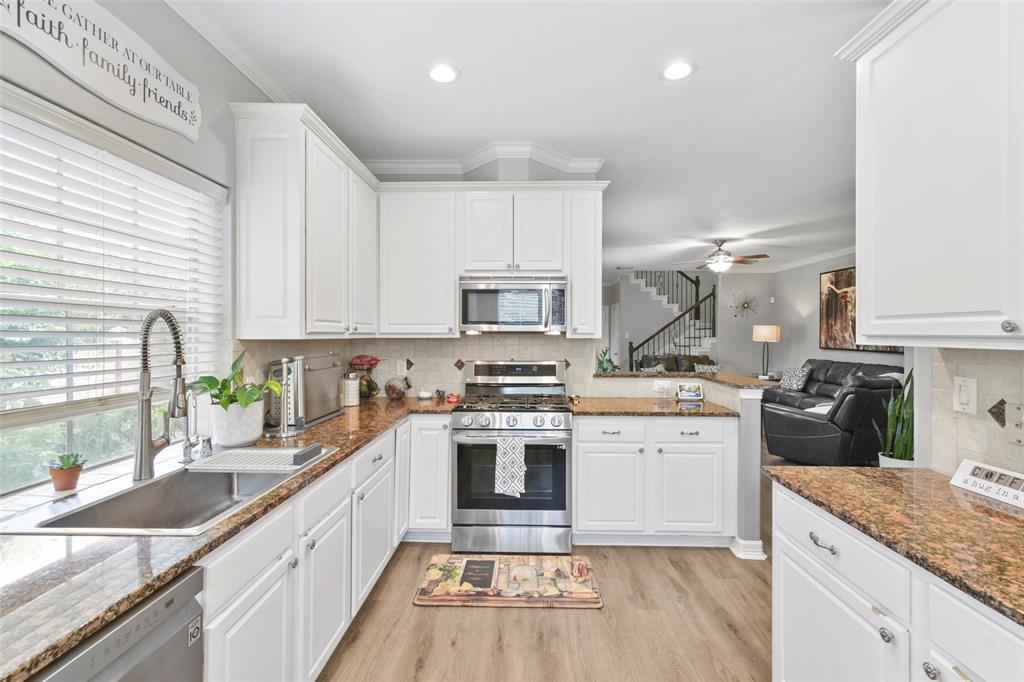 1110 Enclave Square, Houston, Texas image 18