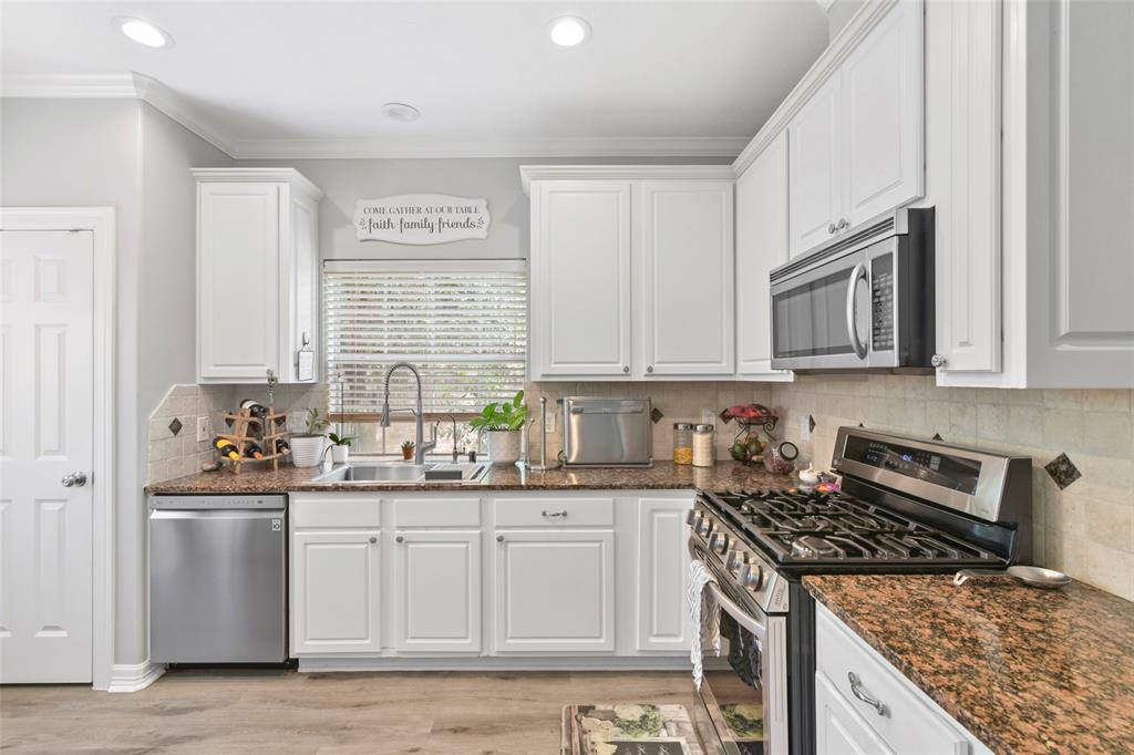 1110 Enclave Square, Houston, Texas image 17