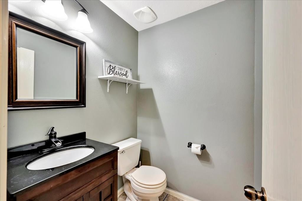 4026 Bentwood Drive, Dickinson, Texas image 17