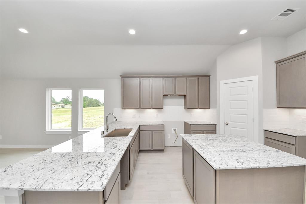 3010 Bury Park Drive Dr, Spring, Texas image 10