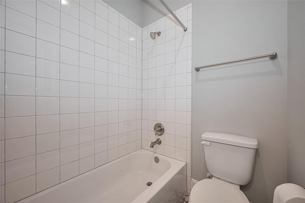2206 Umber Oaks Lane, Brookshire, Texas image 31