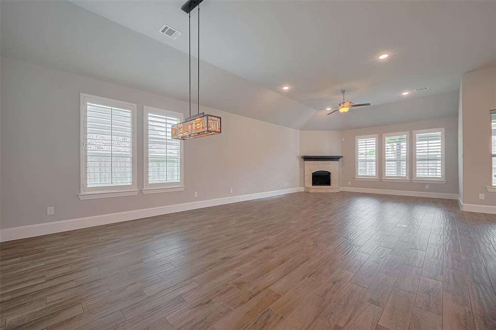 2206 Umber Oaks Lane