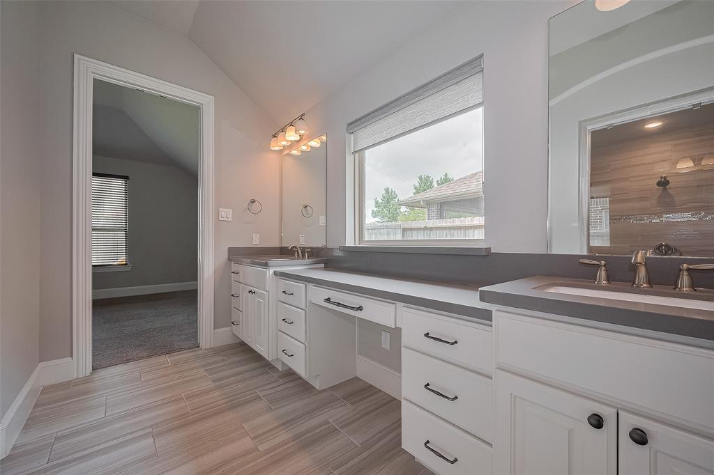 2206 Umber Oaks Lane, Brookshire, Texas image 37