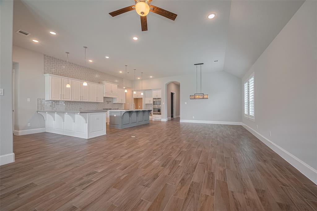2206 Umber Oaks Lane, Brookshire, Texas image 7