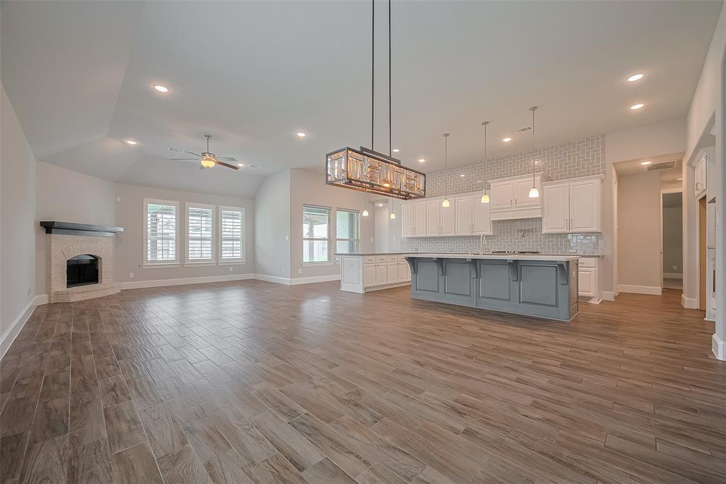 2206 Umber Oaks Lane, Brookshire, Texas image 6