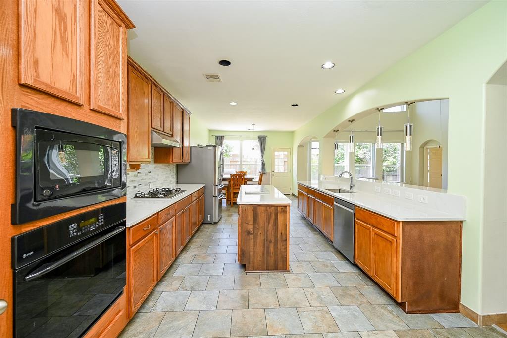 6122 Coastal Grove Lane, Katy, Texas image 16