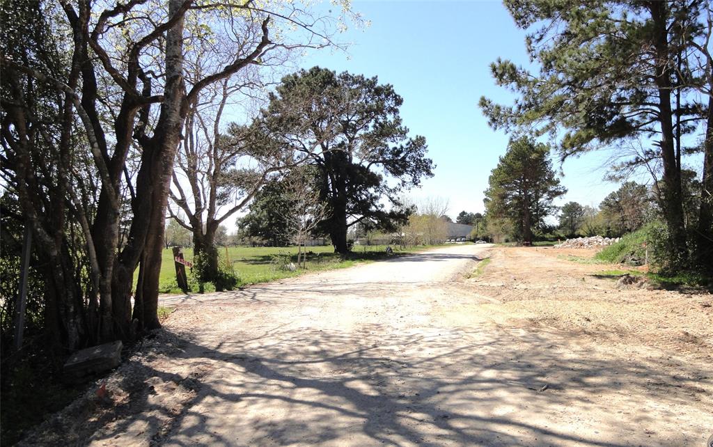 1835 S Cherry Street, Tomball, Texas image 6