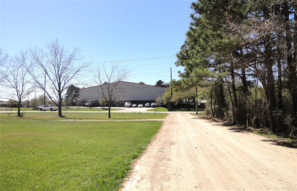 1835 S Cherry Street, Tomball, Texas image 7