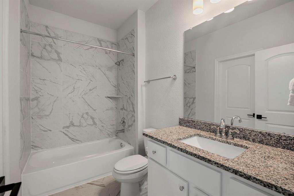 10544 Scarce Chaser Street, Conroe, Texas image 25