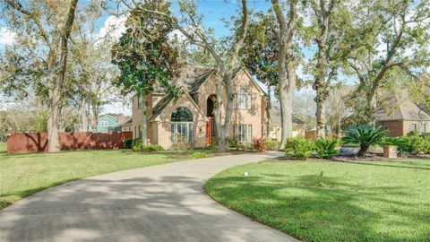 A home in Lake Jackson