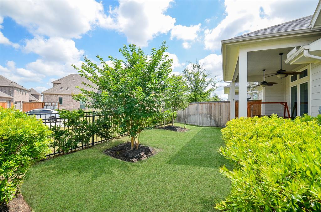 18234 Shoreline Vista Lane, Cypress, Texas image 31