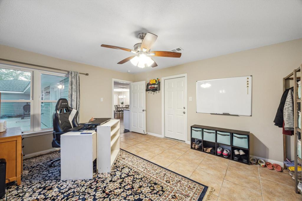 101 Royal Court, Friendswood, Texas image 24