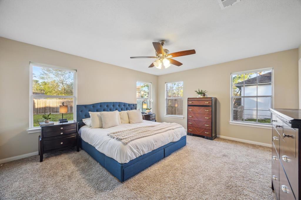 101 Royal Court, Friendswood, Texas image 16