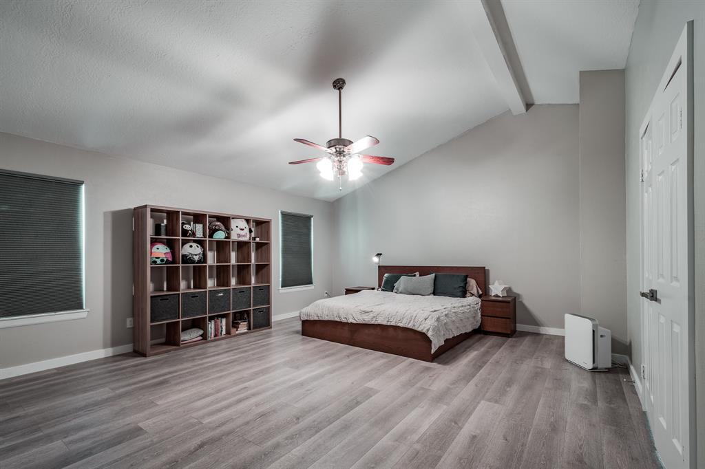 3715 Ember Spring Drive, Kingwood, Texas image 17