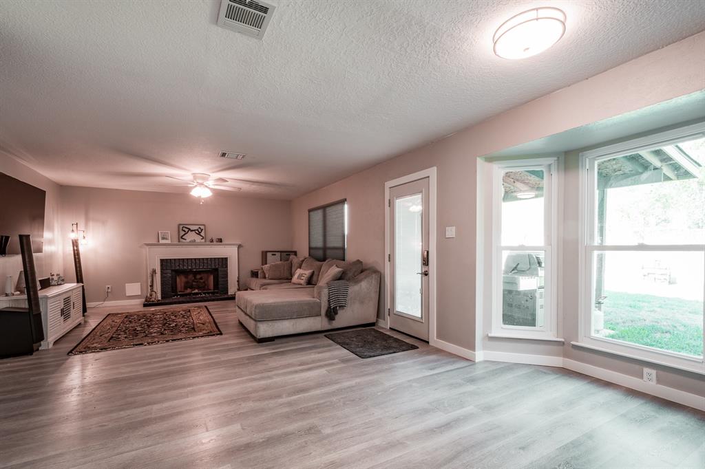 3715 Ember Spring Drive, Kingwood, Texas image 12