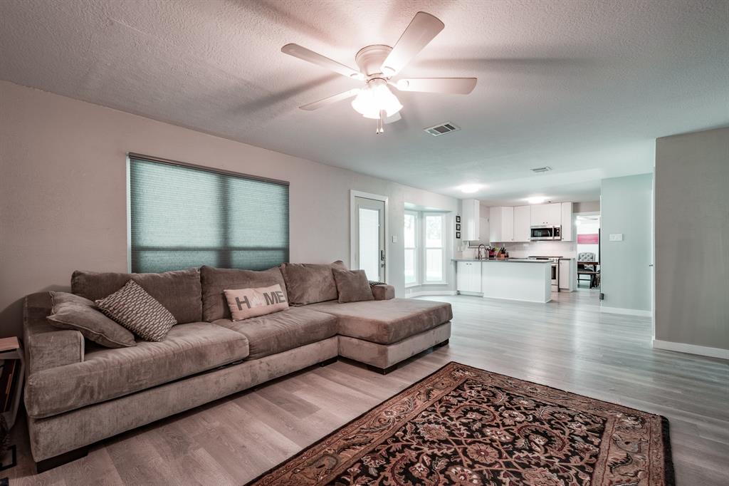 3715 Ember Spring Drive, Kingwood, Texas image 15