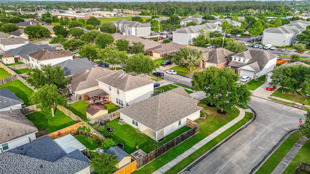 2920 Landing Edge Lane, Dickinson, Texas image 23