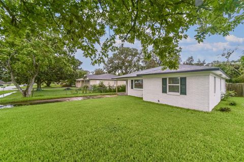 A home in Hitchcock