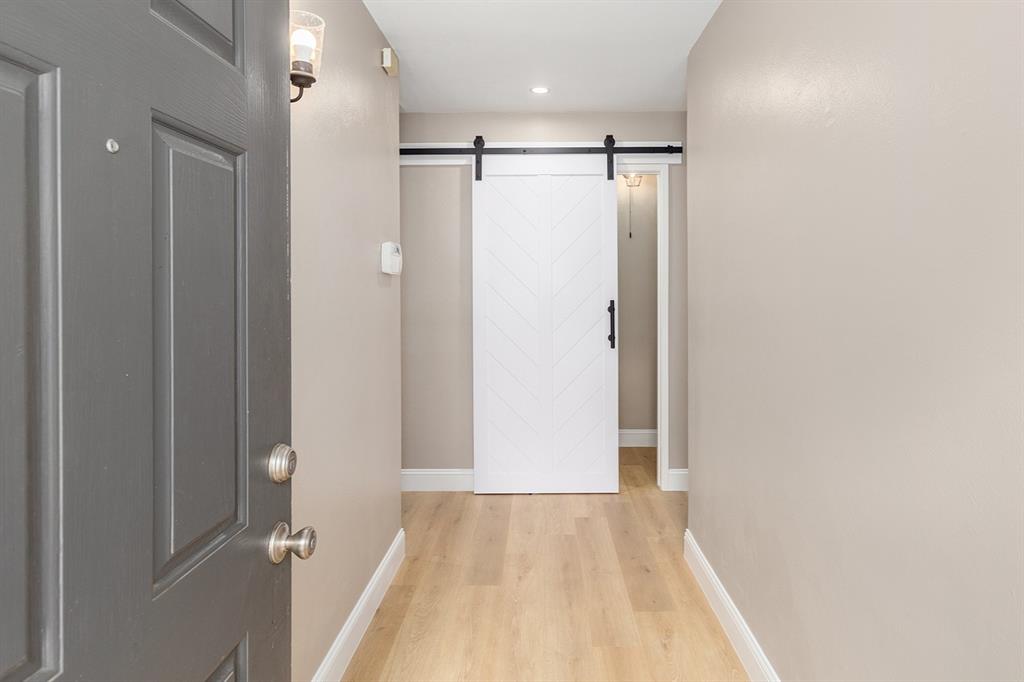 2807 Canary Lane