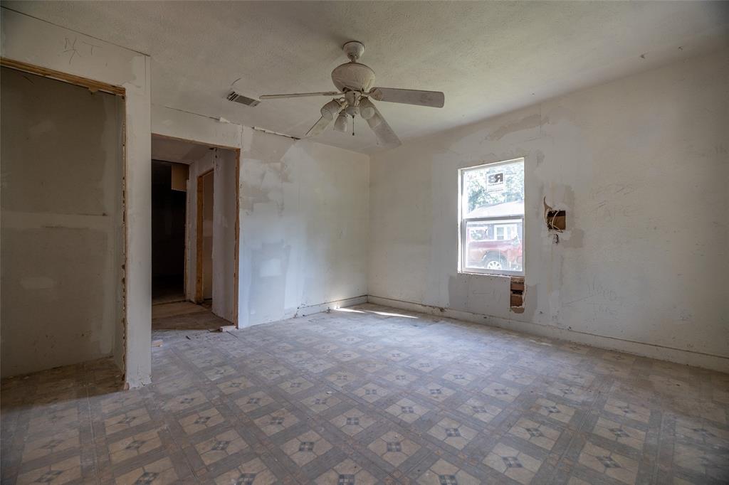 1112 N Blair Avenue, Cleveland, Texas image 10
