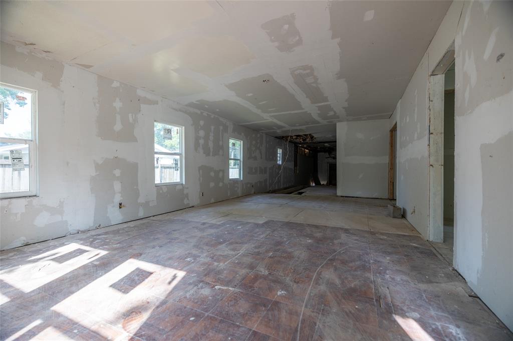 1112 N Blair Avenue, Cleveland, Texas image 9