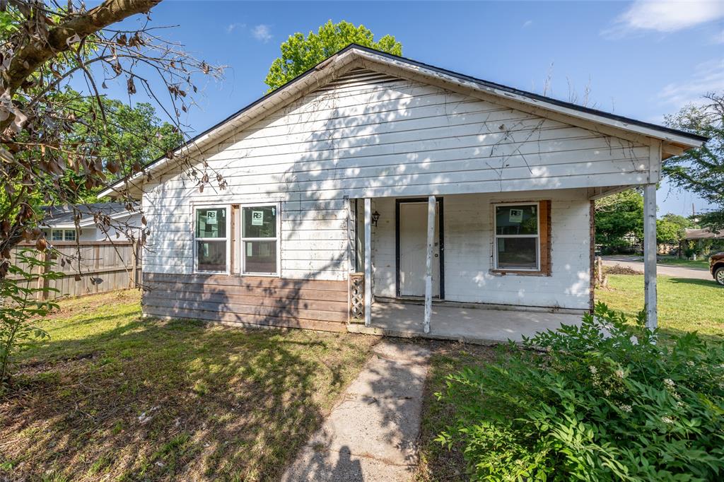 1112 N Blair Avenue, Cleveland, Texas image 1