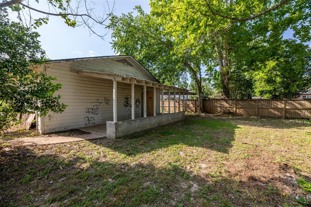 1112 N Blair Avenue, Cleveland, Texas image 5