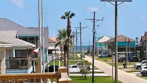 A home in Crystal Beach