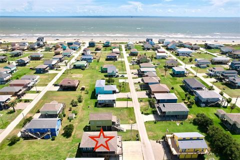 A home in Crystal Beach