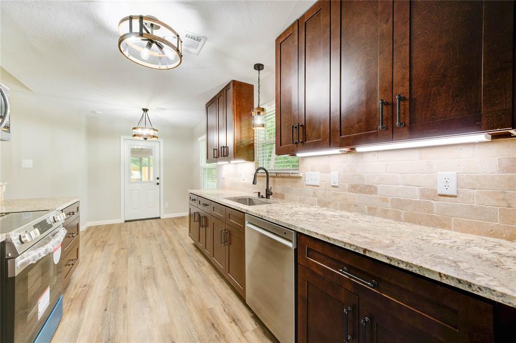 2525 29th Avenue, Texas City, Texas image 13