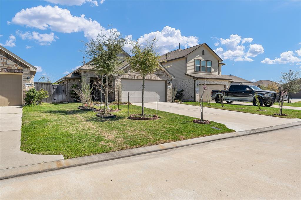 18406 Hilltop Climb Drive, Hockley, Texas image 4