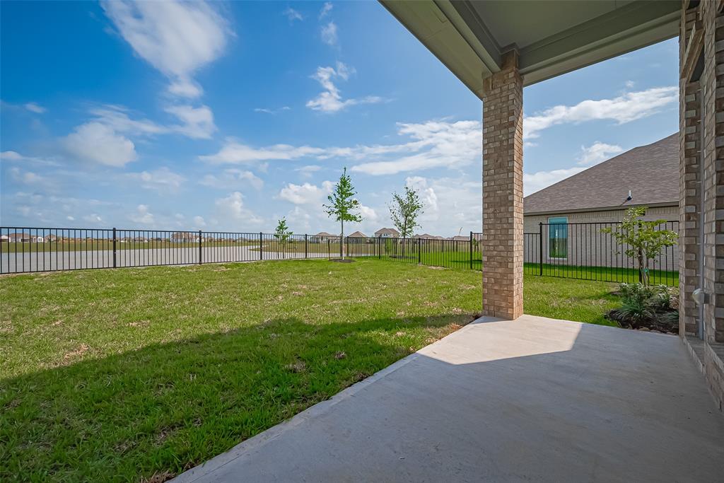 13415 Golden Islei Drive, Texas City, Texas image 12
