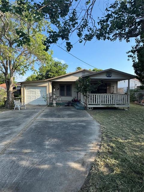 Photo of 701 Mendez Street, Harlingen, TX 78550 (MLS # 3537770)