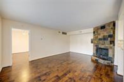 Photo of 250 El Dorado Boulevard #231, Houston, TX 77598 (MLS # 9917355) Photo of 250 El Dorado Boulevard #231, Houston, TX 77598 (MLS # 9917355)