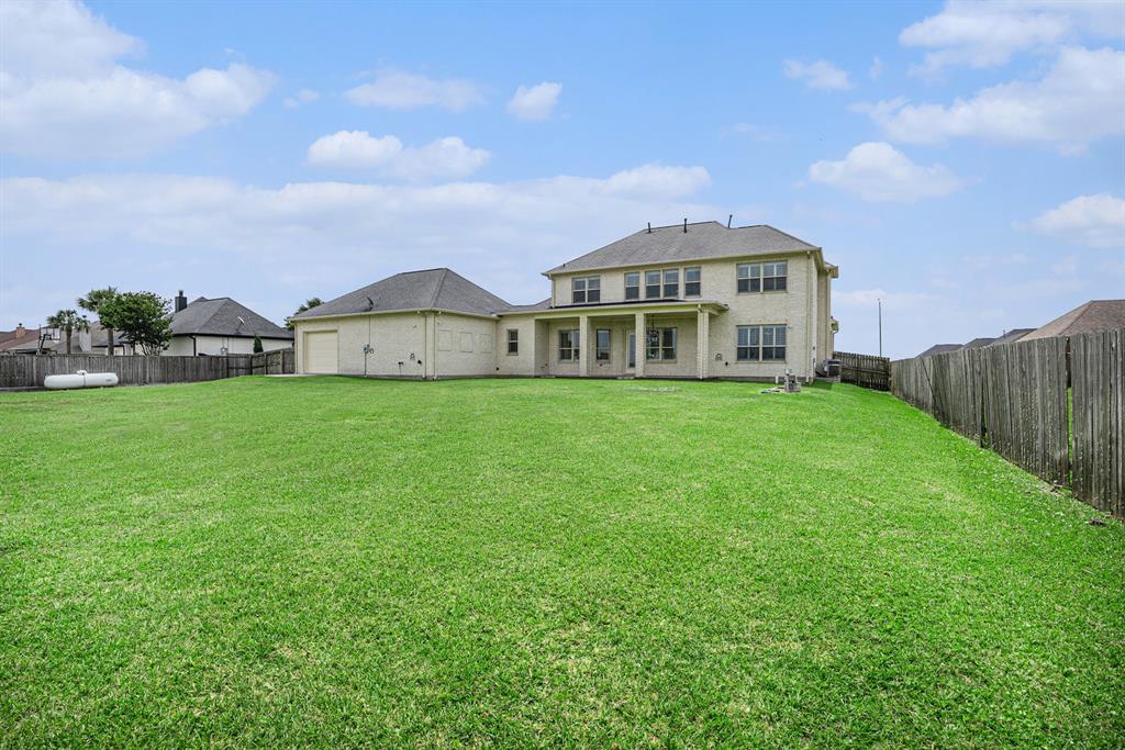 11503 Kings Point Boulevard, Mont Belvieu, Texas image 46