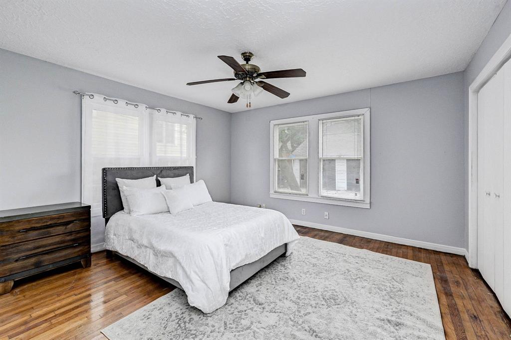 1215 Ashland Street, Houston, Texas image 9