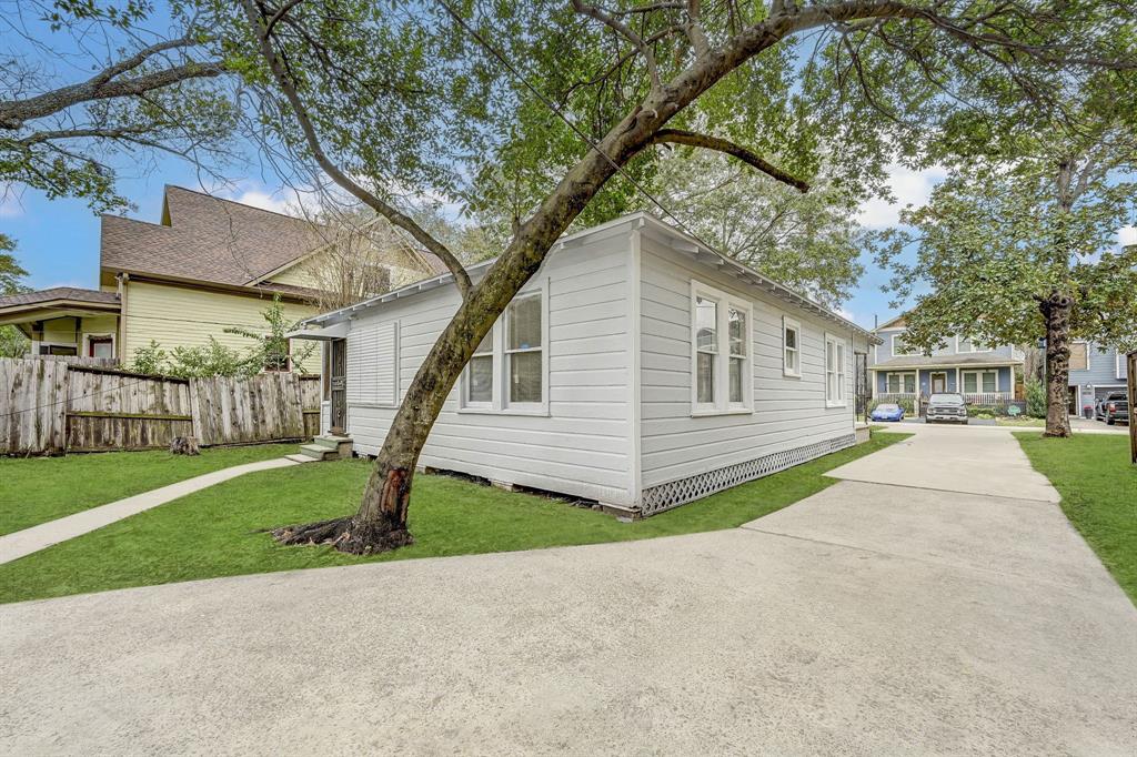 1215 Ashland Street, Houston, Texas image 12