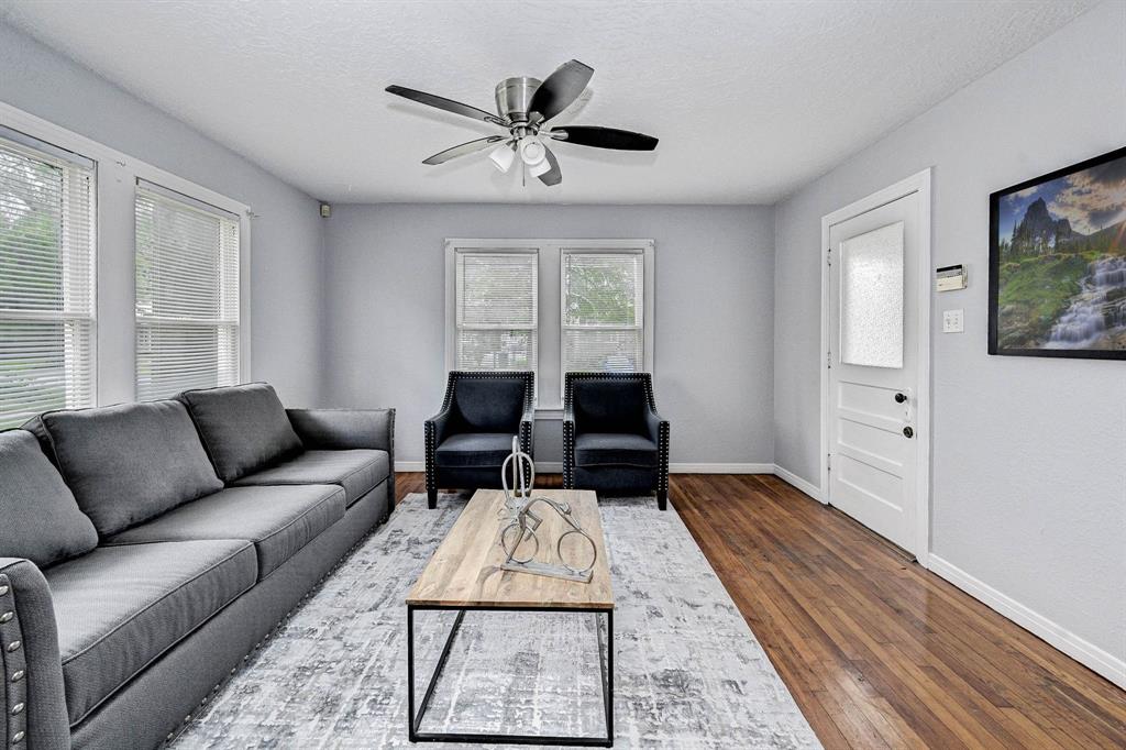 1215 Ashland Street, Houston, Texas image 3