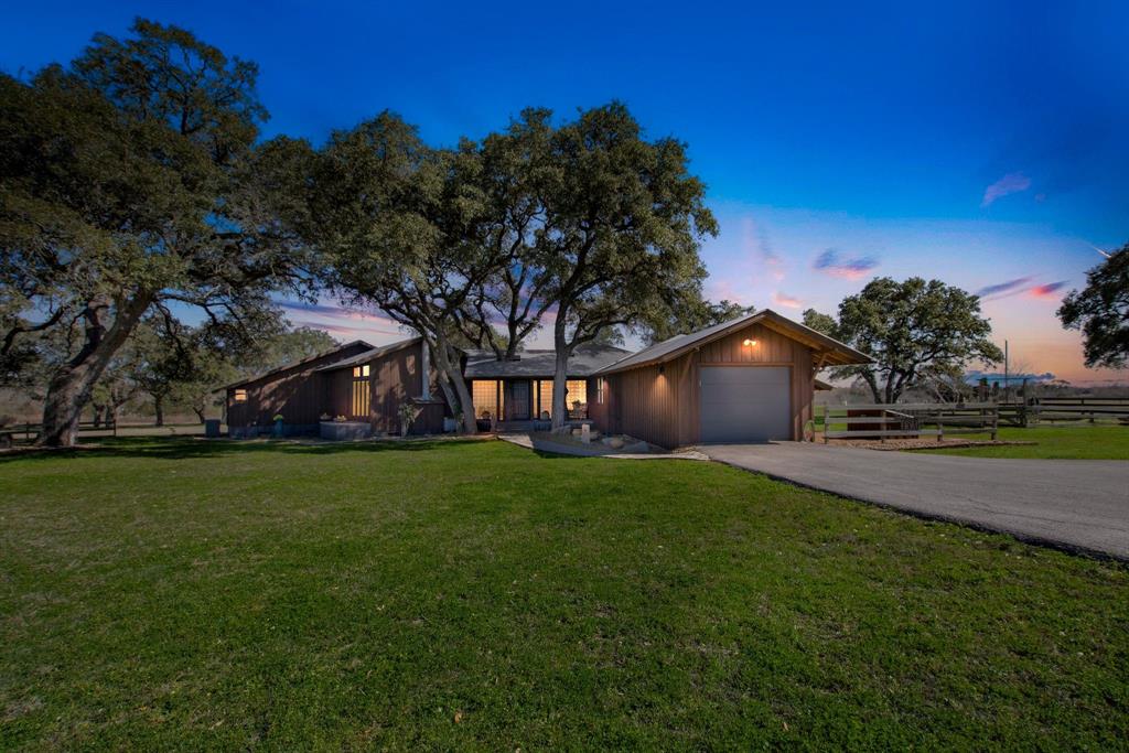2926 Fm 956, Schulenburg, Texas image 2