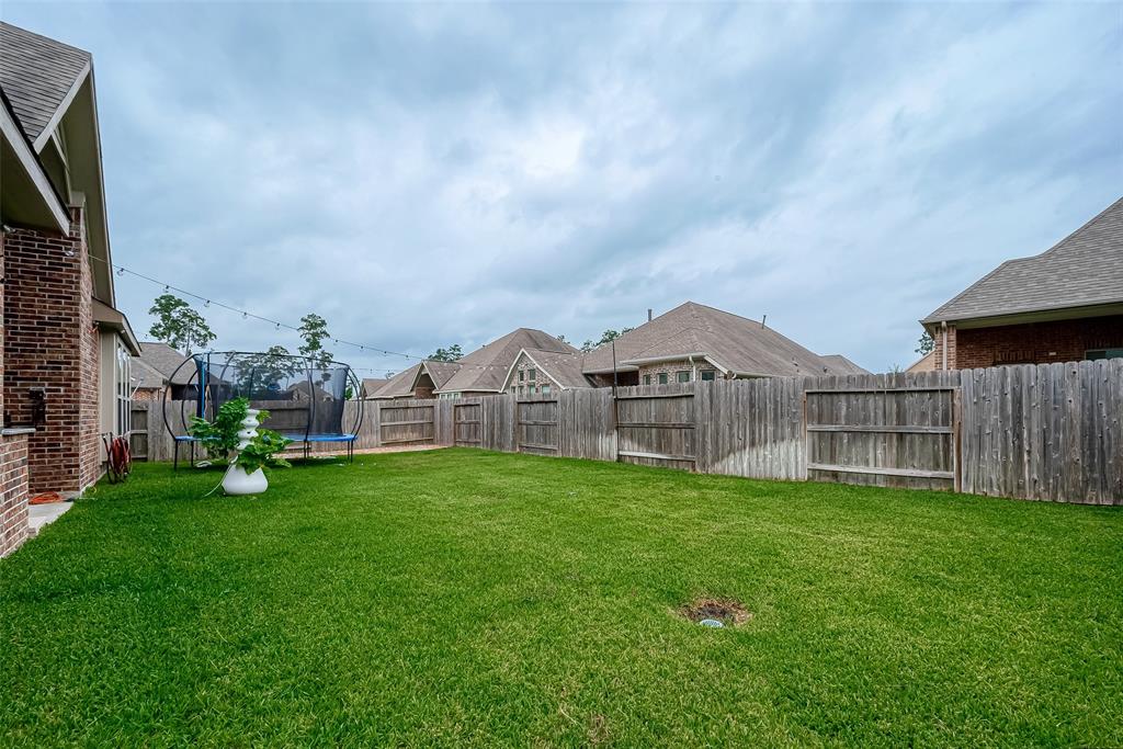 2625 Blooming Field Lane, Conroe, Texas image 40
