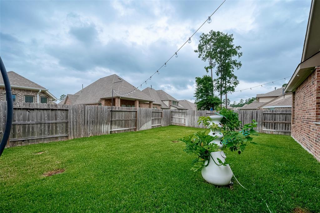 2625 Blooming Field Lane, Conroe, Texas image 43