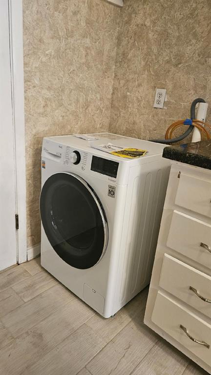 Houston, Texas 77057, United States, 2 Bedrooms Bedrooms, ,2 BathroomsBathrooms,Residential,Active,190419