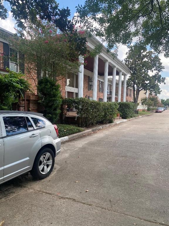 Houston, Texas 77057, United States, 2 Bedrooms Bedrooms, ,2 BathroomsBathrooms,Residential,Active,190419